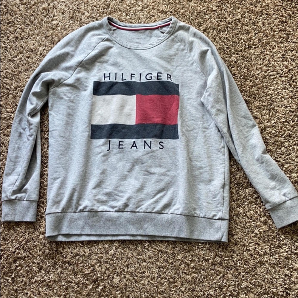 Tommy Hilfiger gray crew neck